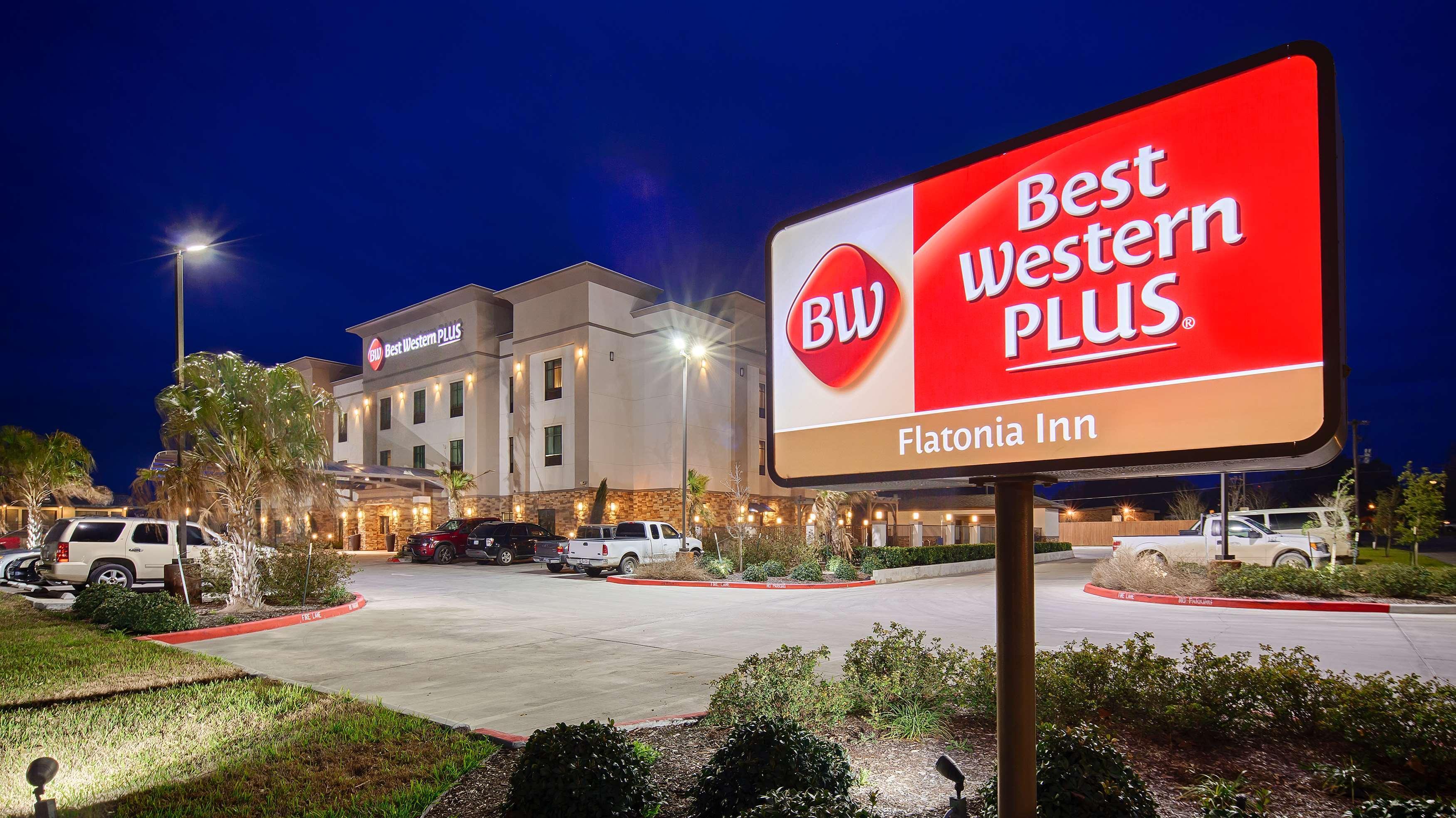 Best Western Plus Flatonia Inn Ngoại thất bức ảnh